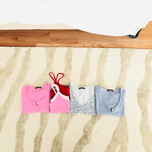 BRANDY MELVILLE MYSTERY BOX - Picture 7 of 7